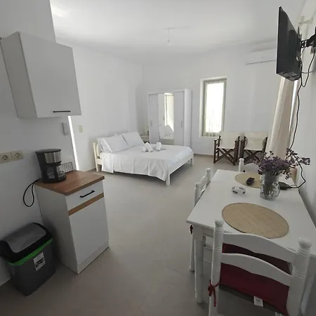 Paros Vista *